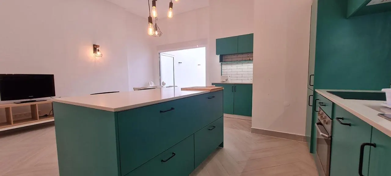 Coconut Monte Gordo Apartment